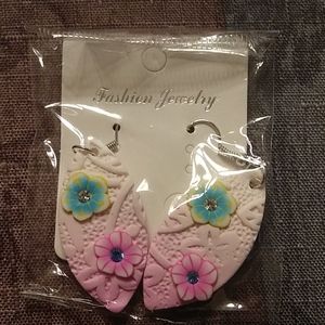 Brand new dangle earrings.